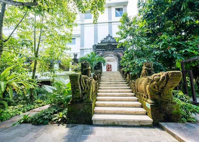 Prakerti Bhuana Hotel