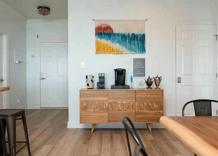 Unobstructed Panoramic Beachfront 4 Bd*Sleeps 14!