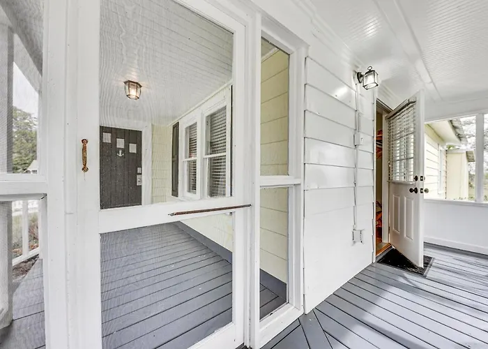 Dtwn St Marys Home Near Waterfront: Pets Welcome!
