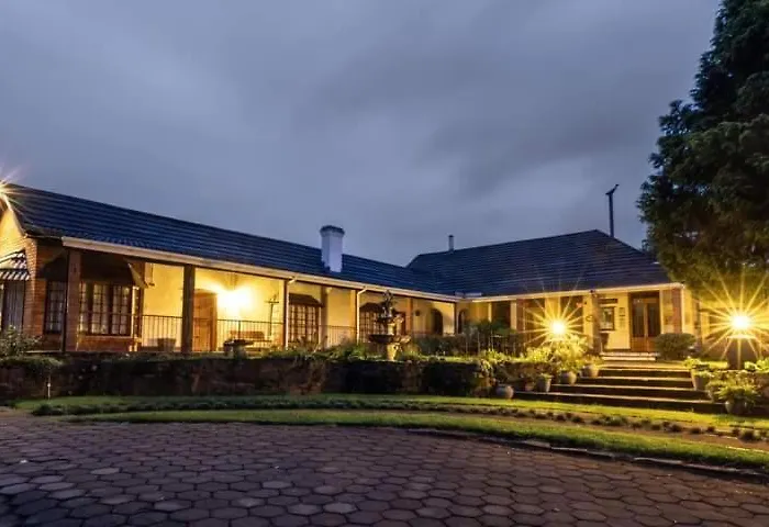 The Oaks Hotel