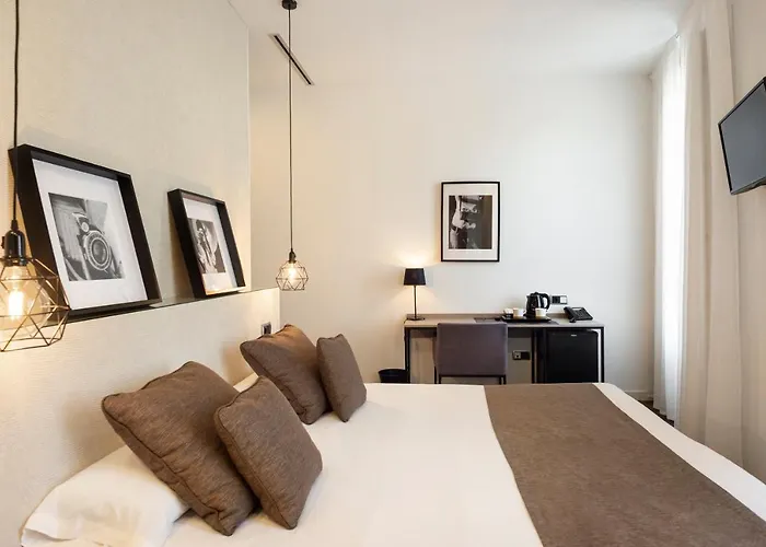 Blanq Carmen Hotel