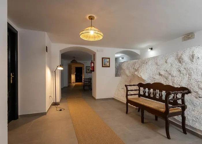 Hotel Tugasa Arco De La Villa