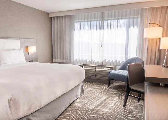 Doubletree By Hilton Orange County Airport