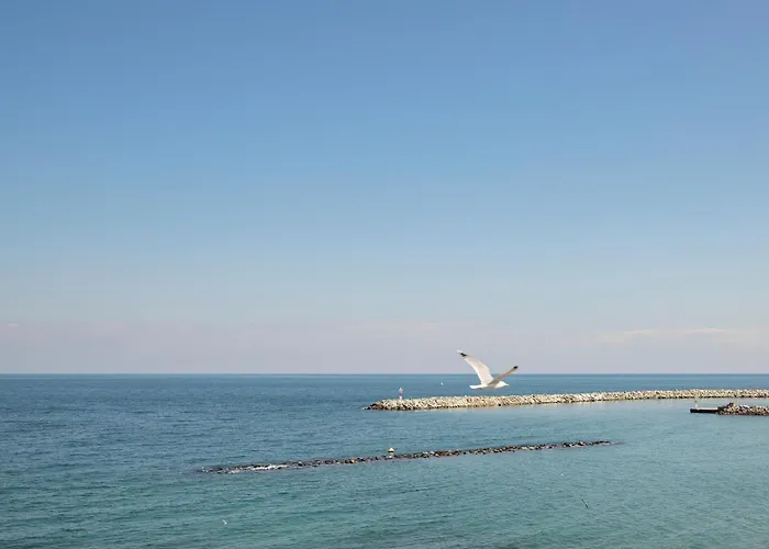 Zefyros Sea View Hotel