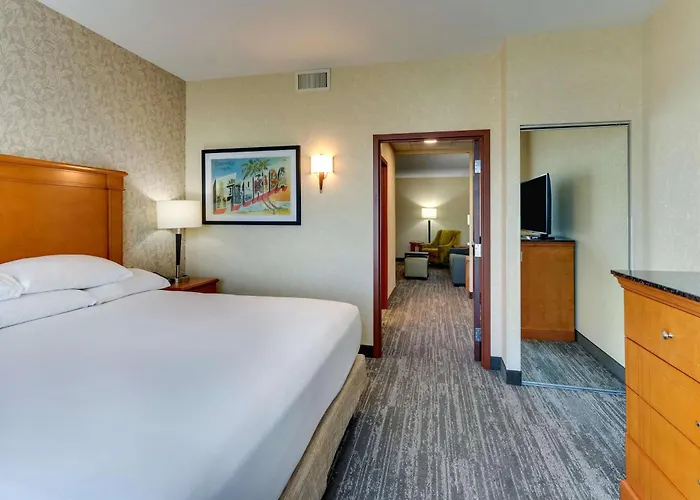 Drury Inn&Suites Orlando near Universal Orlando Resort