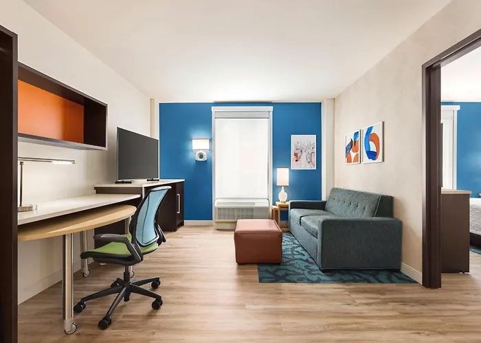 Home2 Suites Long Island City/Manhattan View