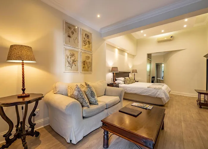 Sheppard Boutique Hotel