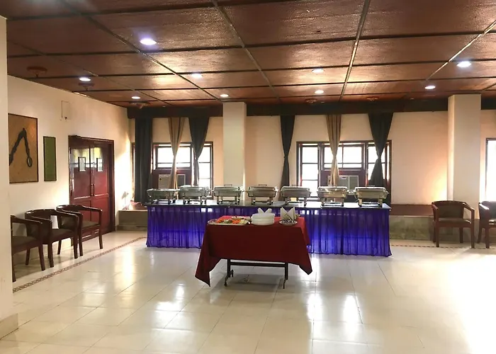 Hotel Indsurya