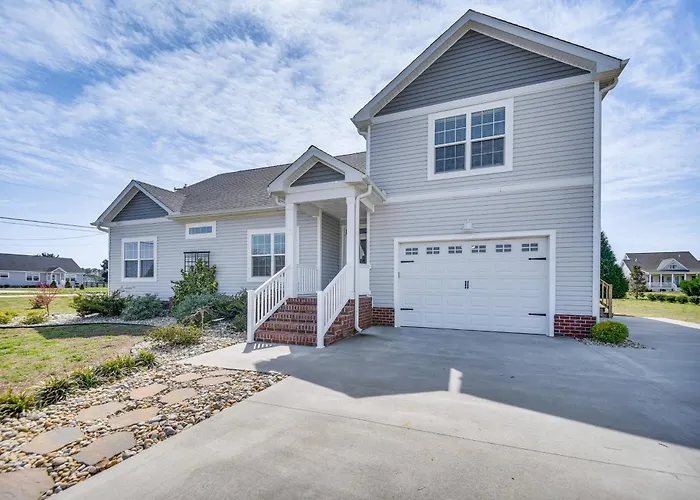 Stunning Cape Charles Retreat ~ 1 Mi To Beach