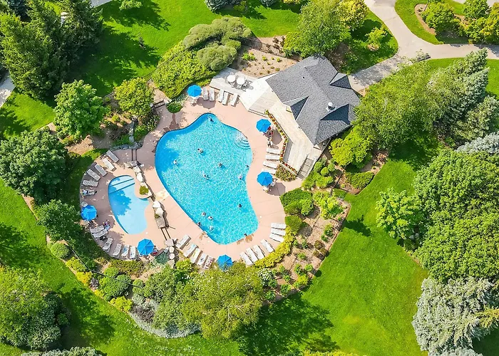 210 At Snowbridge W/ Golf Course View