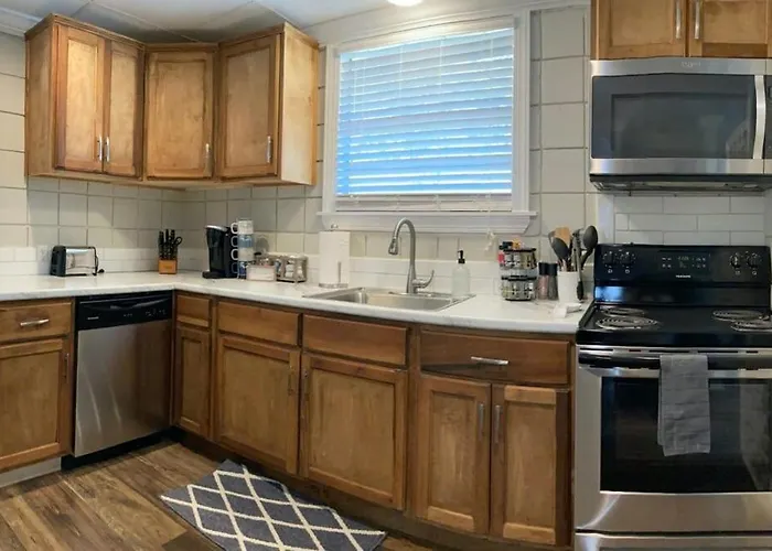 Comfortable Cottage On The Blue Mile - Close To Gsu!