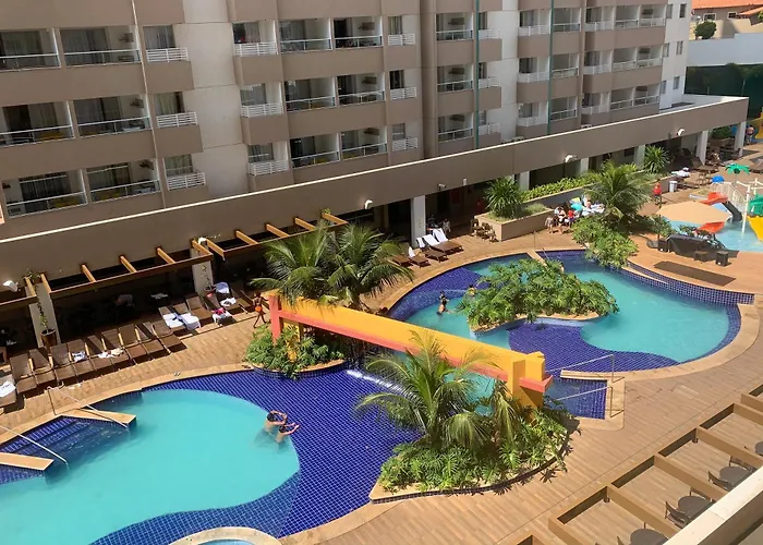 Hospede-se colado no Thermas do Laranjais, no Olímpia Park Resort