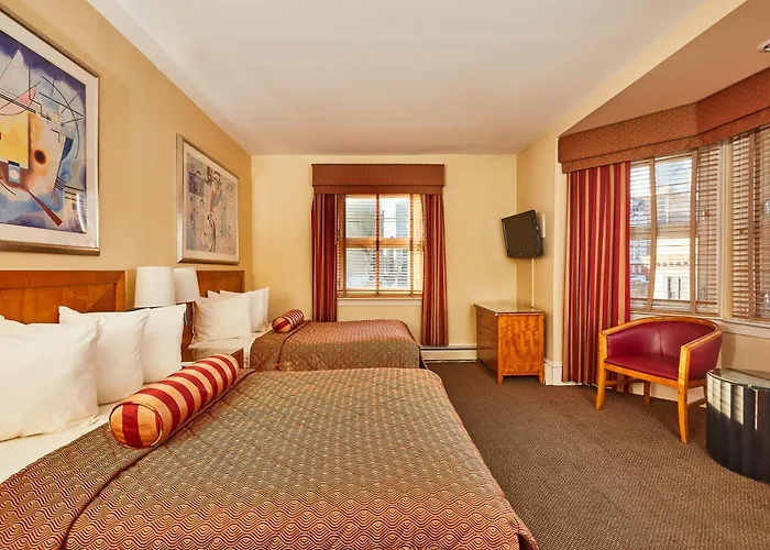 Alexander Inn