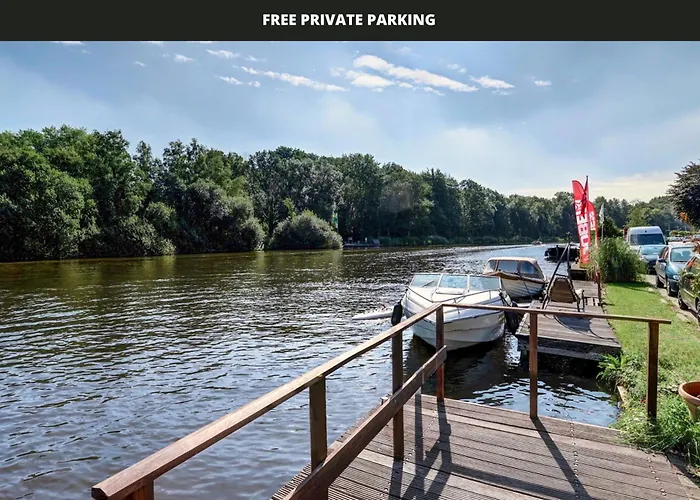 Amsterdam Lake Hotel