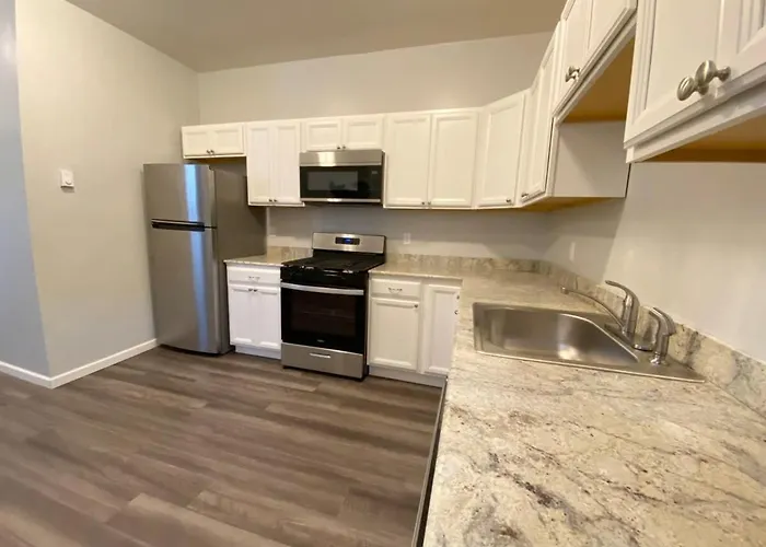Double Play Apt 2 All Star Baseball Rentals