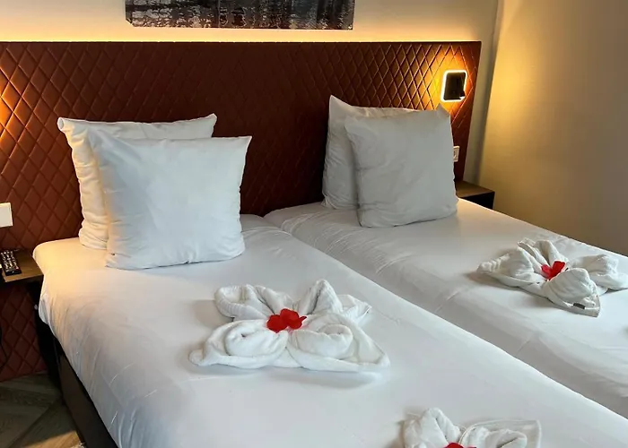 Hotel New Kit
