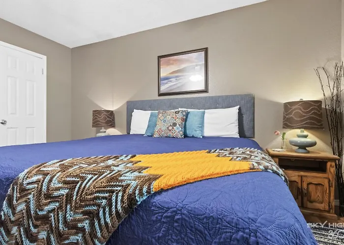 Wooded, Quiet Cottage, Very Close To The Back 40
