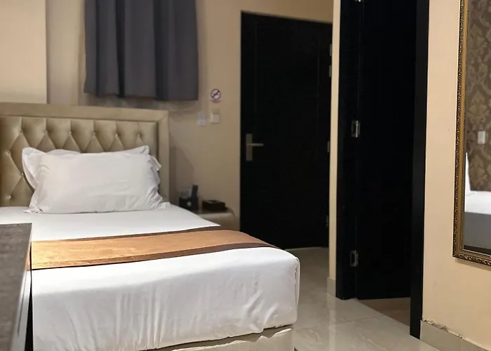 Hotel Crowner David