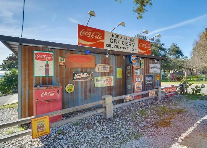 3Plus Day Discount Pet Friendly Bbq Grille Sleeps 6