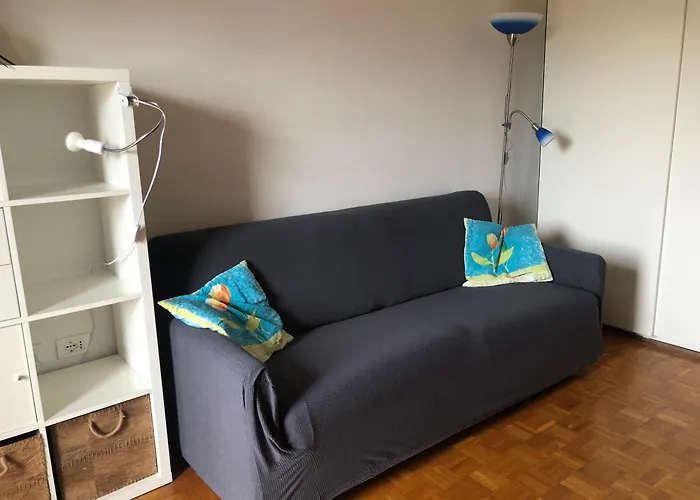 Guesthouse Gigli 2 - Free Tourist Card & Car Parking - No Trucks
