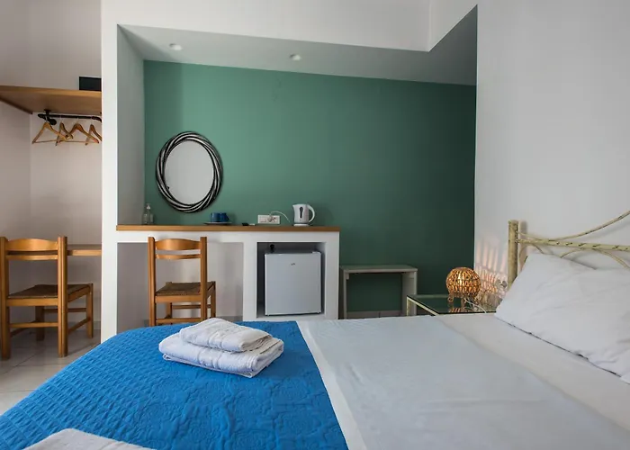 V-Rooms In Milos Cyclades