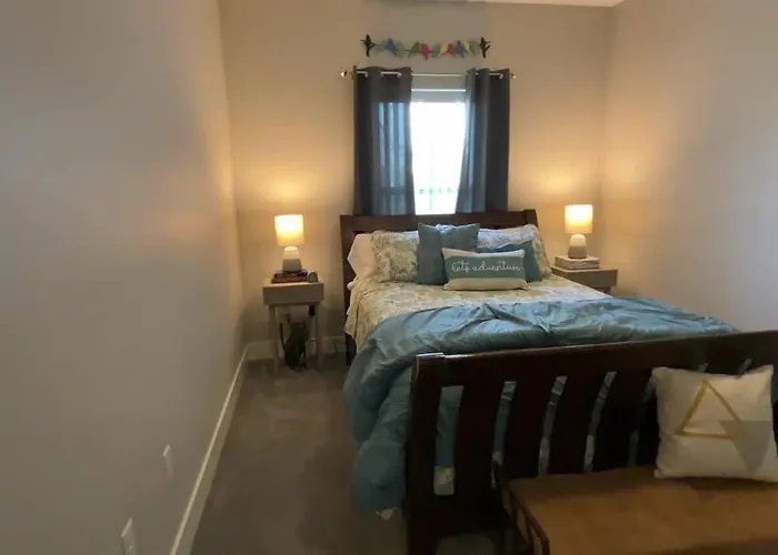 Main Floor New Charming 2 Bedroom Condo