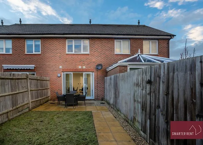Bracknell - Driveway Parking Garden 2Bed
