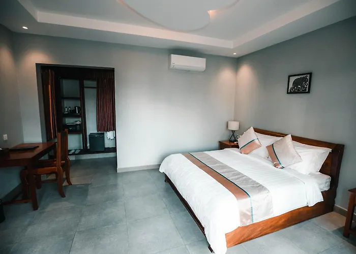 Sokchea Kampot Hotel