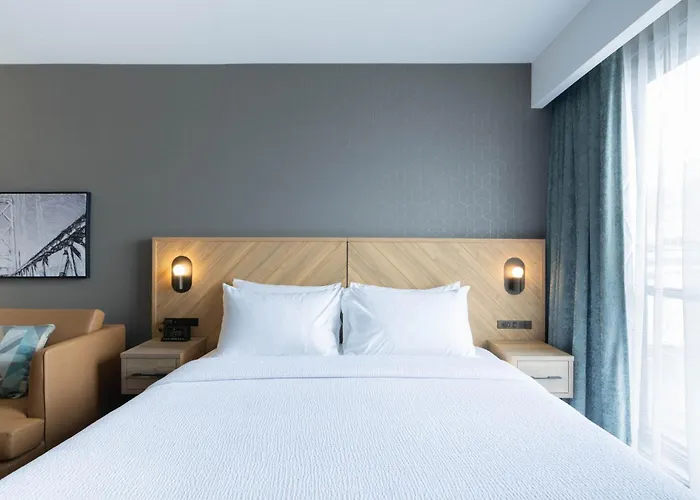 Sandman Signature Dartmouth Hotel & Suites