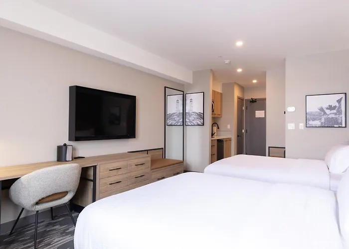 Sandman Signature Dartmouth Hotel & Suites