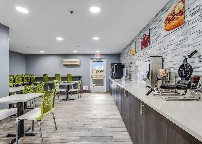 Quality Inn Owatonna Near Medical Center