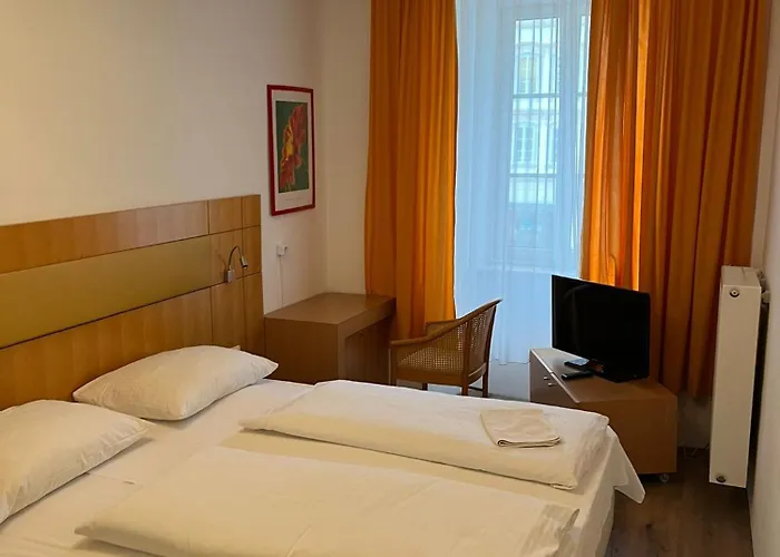 Hotel Post 11