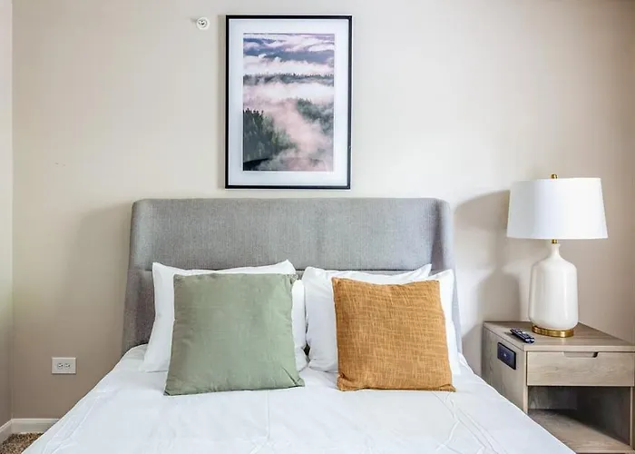 Landing Modern Apartment With Amazing Amenities