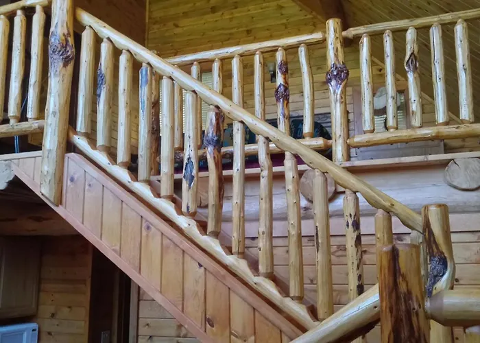 Hearthstone Elegant Lodge
