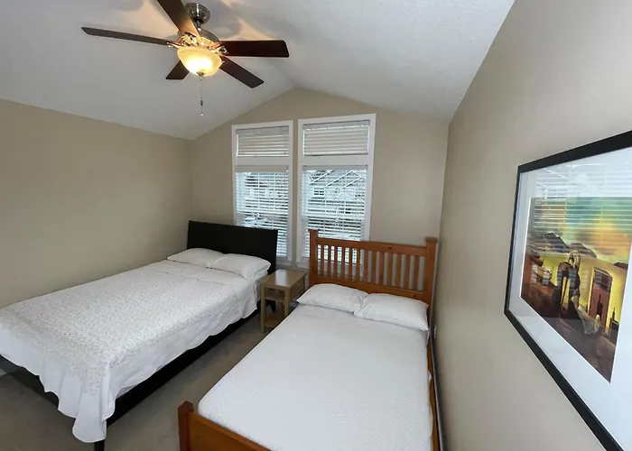 Metropolitan Dream Stay With Saltwater Pool And Hot Tub