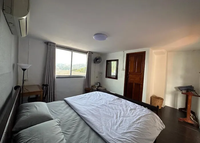 Thadan Guest House