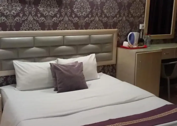 Beirut Hotel 1