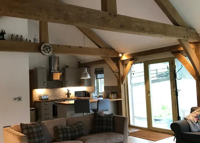 Oak Lodge