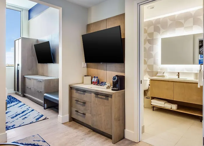 Serena Hotel Aventura Miami, Tapestry Collection By Hilton