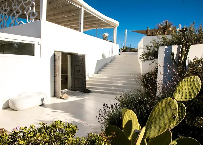 Cavo Tagoo Santorini