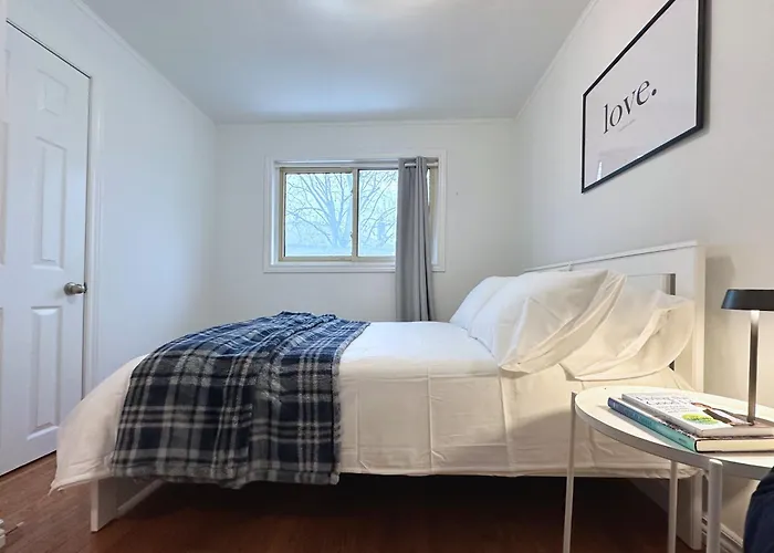 Elegant Spacious 4Br House In Upscale Neighborhood