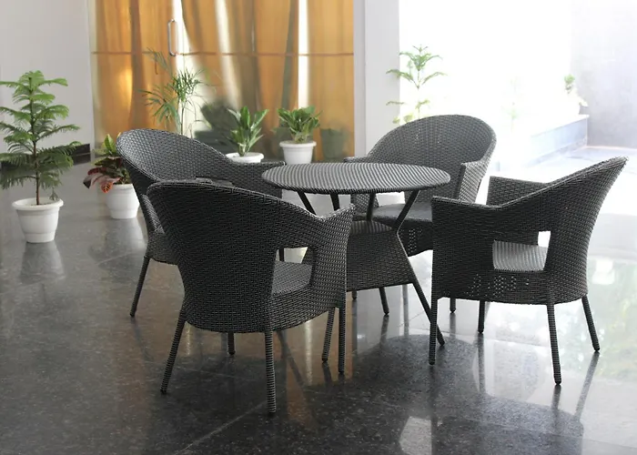 Aura Luxury Studio I Couple Friendly I Near Golf Course Road, Sector 57, Gurgaon