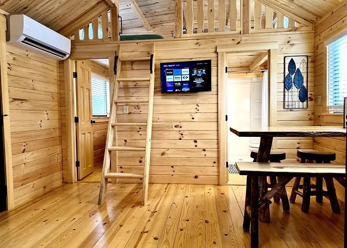 2 Bedroom Log Cabin On Lake James With Loft- Private Resort Amenities