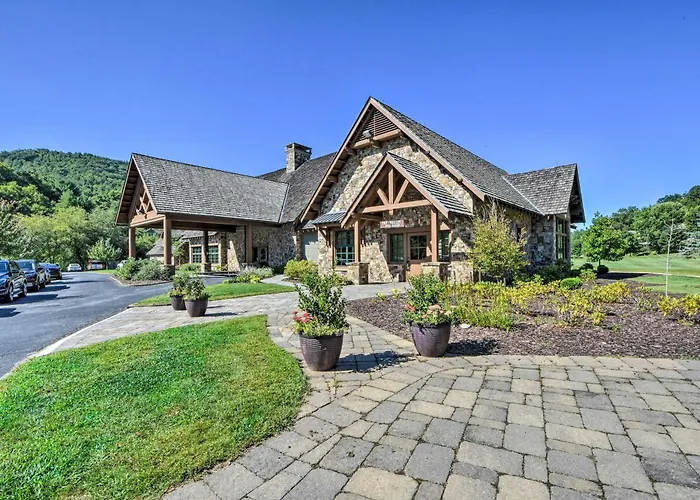 Fireside Fall Nights: Sky Valley Mountain Home