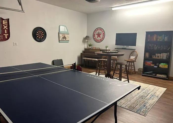 Nantahala Nook, Cabin W/Hot Tub,Game Room, & Wifi