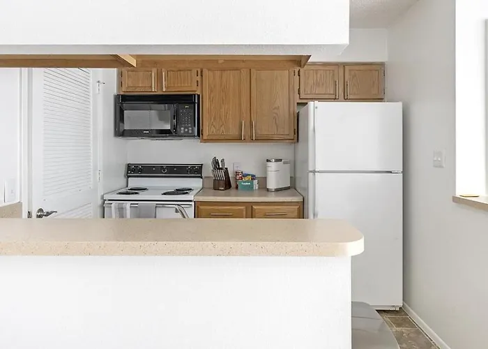 Landing Modern Apartment With Amazing Amenities