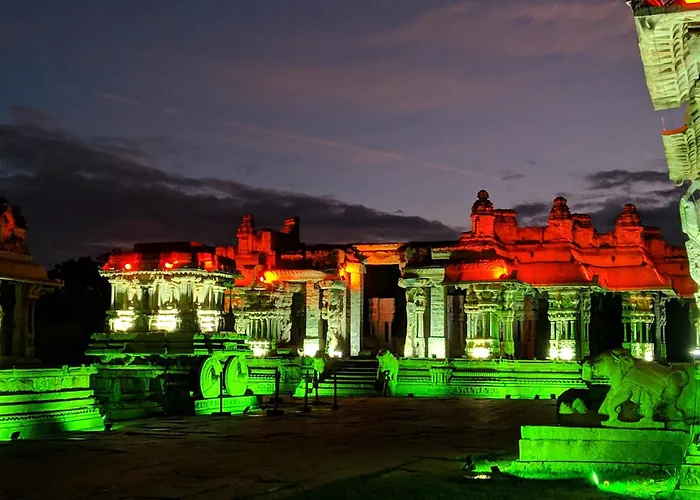 Hotel Varsha Hampi