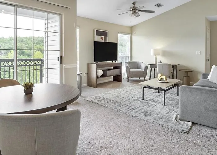 Landing Modern Apartment With Amazing Amenities