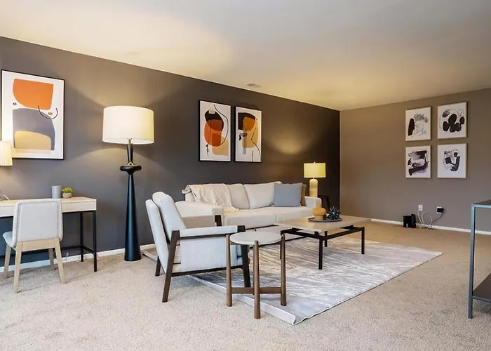Landing Modern Apartment With Amazing Amenities