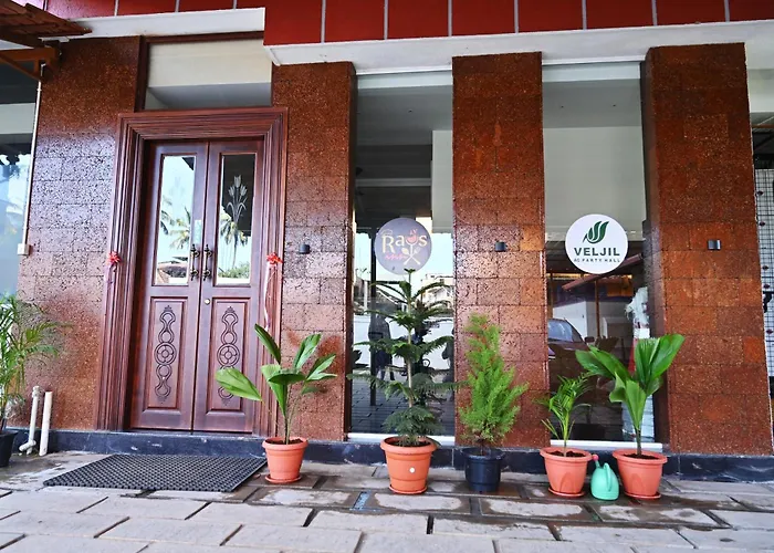 Hotel Rays Inn Boarding And Lodging